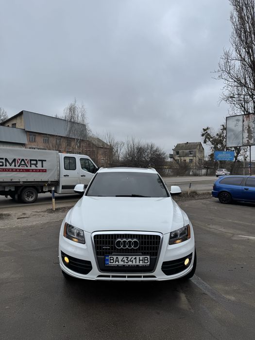 Продам Audi Q5