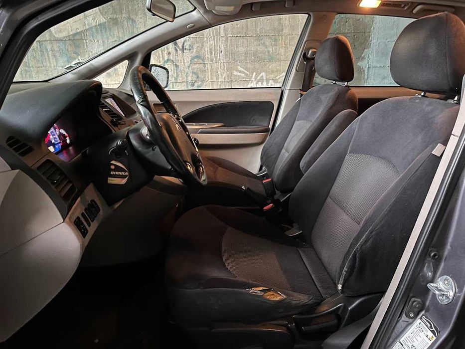 Mitsubishi Grandis 2.0 D-ID 7 lugares