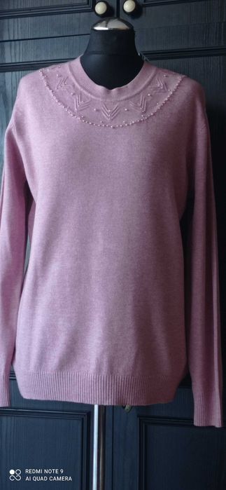 Świetny sweter damski z długim rękawem z perełkami i kamykami -XL/2XL