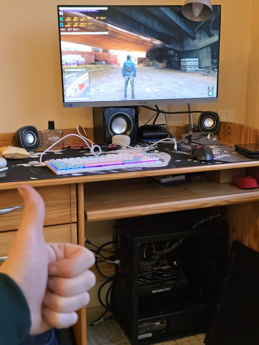 Komputer Rtx 3070 Ryzen 5 1.5Tb pamięci Arctic liquid freezer 420mm