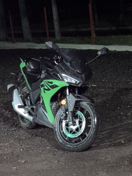 Продаю мотоцикол Lifan Kpr 200