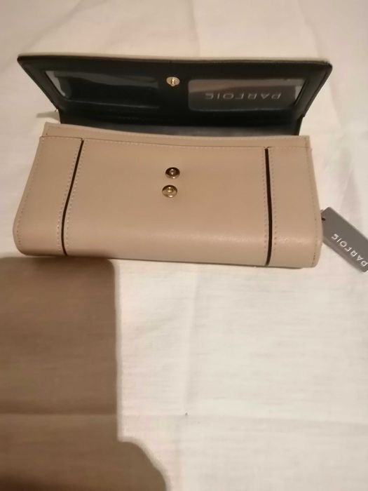 Carteira Charmosa e Elegante de Senhora da PARFOIS