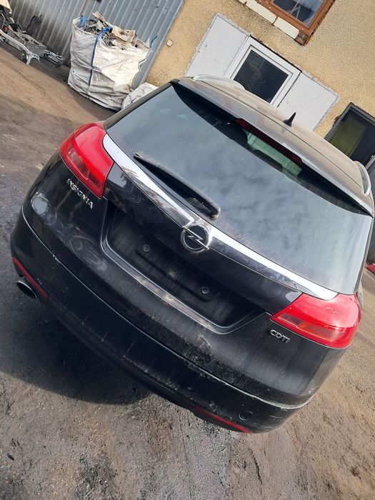 DAWCA CZĘŚCI OPEL INSIGNIA A TOURER KOMBI 2010 2.0 CDTI KL. Z22C
