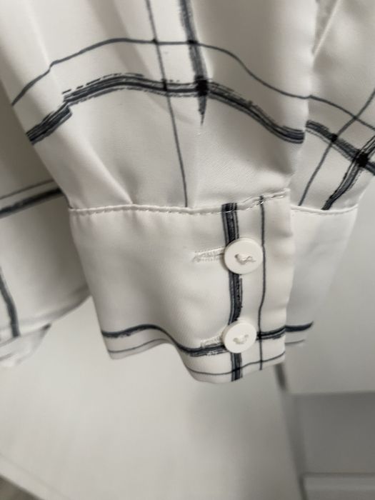 Elegancka bluzka materialowa H&M r. 40