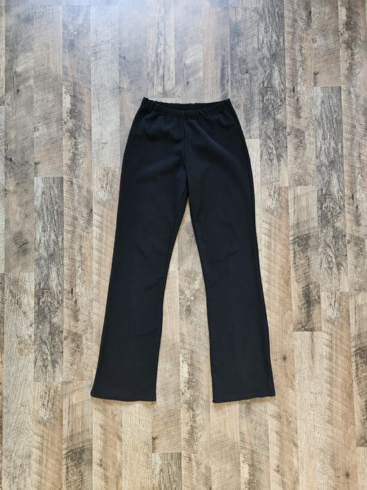 Spodnie czarne M prążkowane