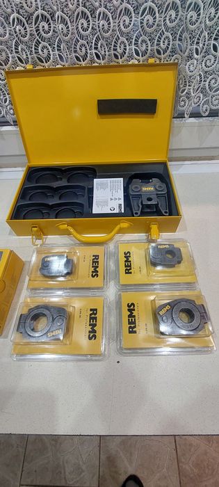 U16-32 Zaciski szczęki kątowe do rur Rems  Viega  Geberit Alupex