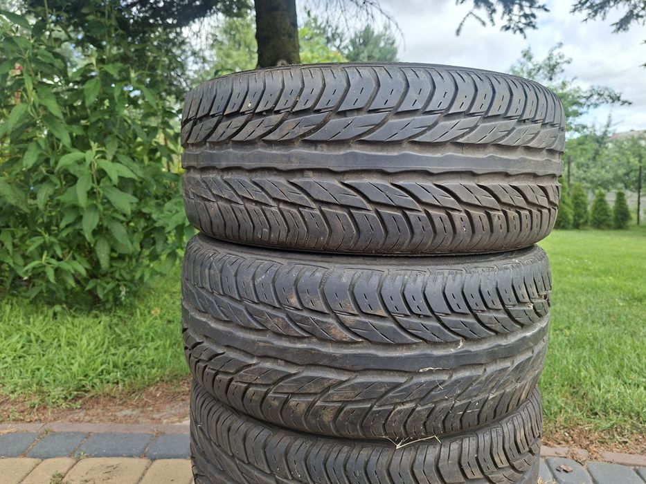 Opony letnie lato 195/50r15 Uniroyal stan bdb