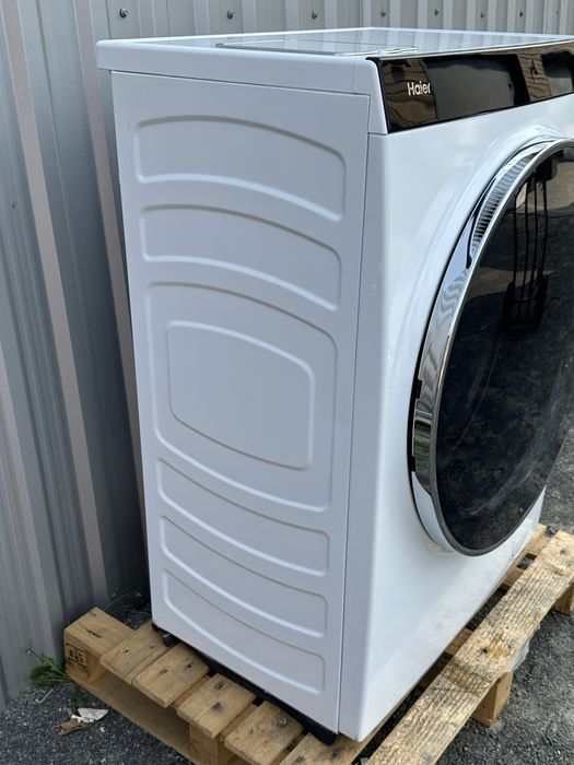 Велика вузька прально сушильна машина Haier 10/6 кг