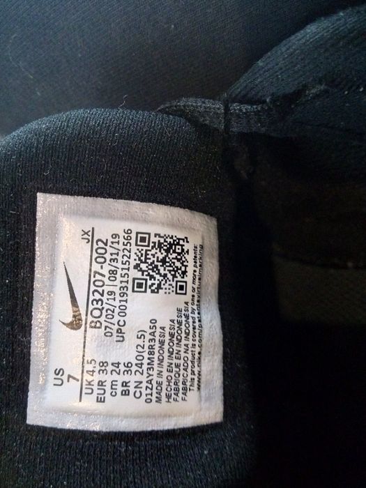 Buty NIKE - Revolution 5