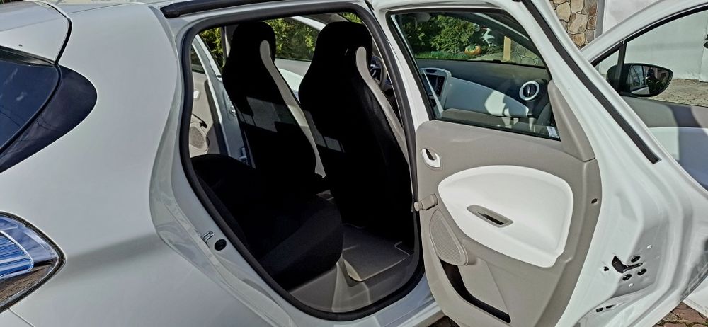 Продам Renault Zoe 41kw