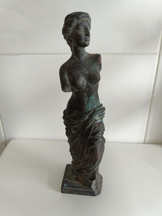 Estatueta em bronze
