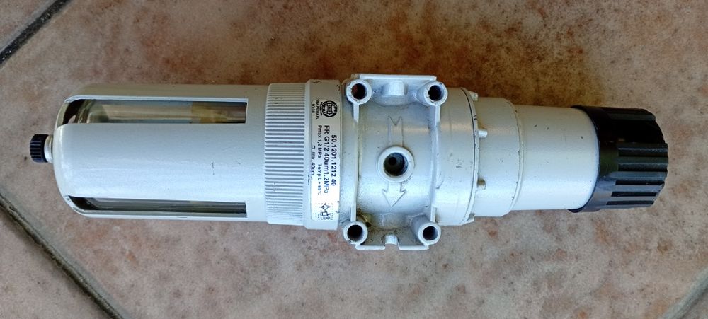 Zespół filtrująco‑redukcyjny FR G1/2 40um 1.2 MPa ‑ osłona 50.1201.1212.40