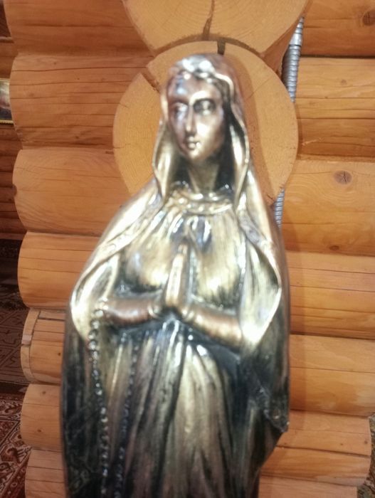 Статуї Матінки Божої, Ісуса Христа, Святої родини