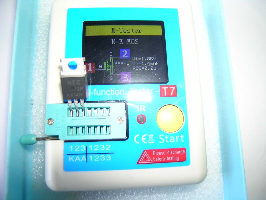 Транзистор K4145. 60 В, 84 А, 84 Вт. ТО -220.