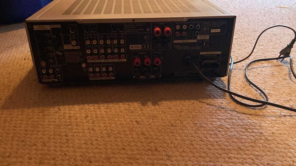 Sony Amplifier with Remote Control64729611975683122