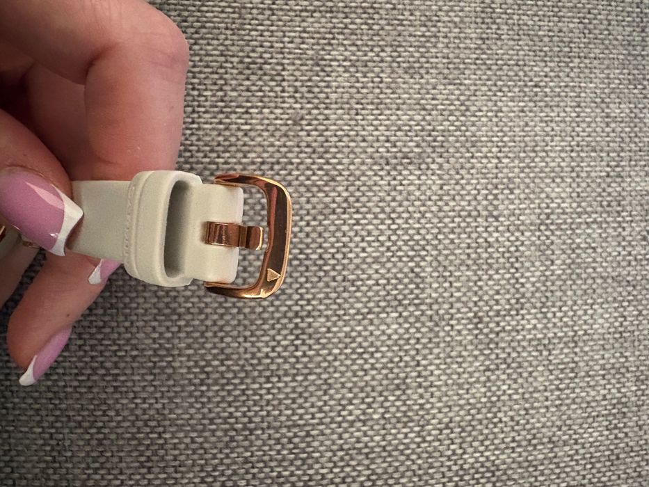 Garmin Lily | Жіночий смартгодинник