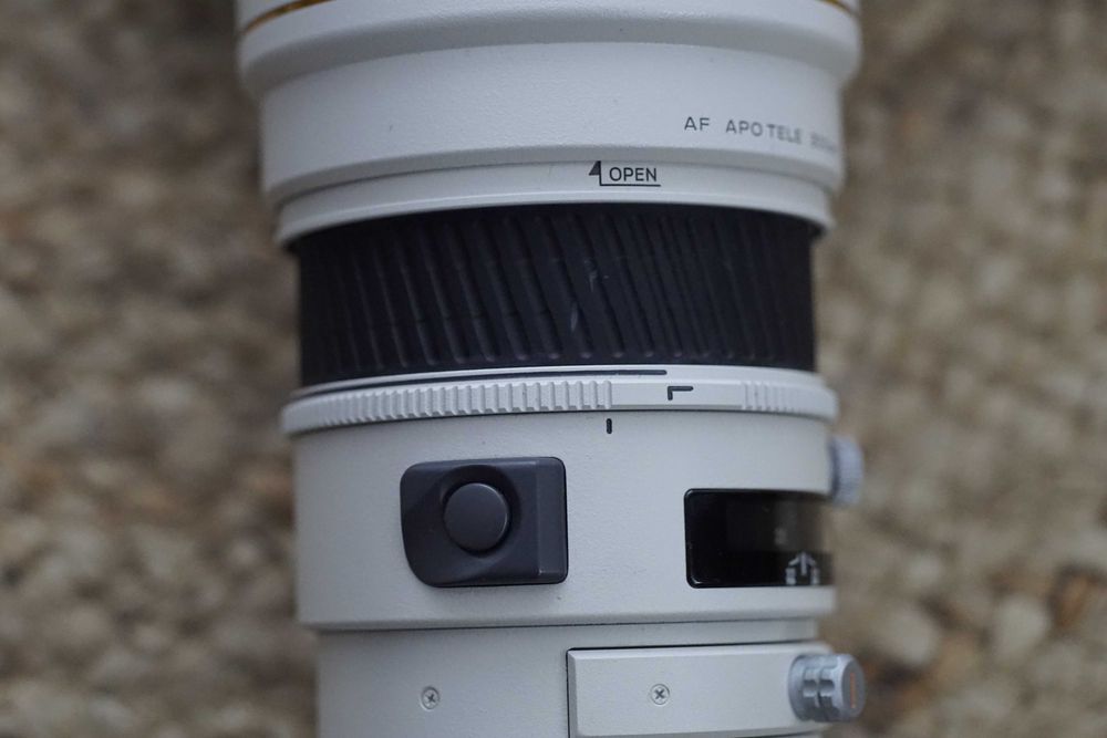 Obiektyw Minolta AF Apo Tele 300mm f/4.