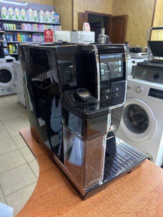 Кавомашина DeLonghi EСAM 370.70 B Dinamica Plus з Німечинни Б\В