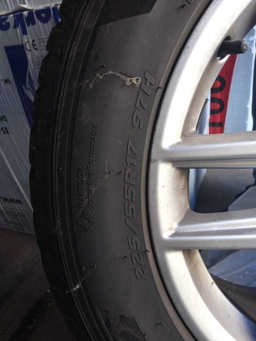 Opony zimowe felgi aluminiowe 225 / 55 / R17 97H Michelin Hankook