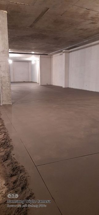 Стяжка пола , гіпсова та вапняно цементна штукатурка стін машинна