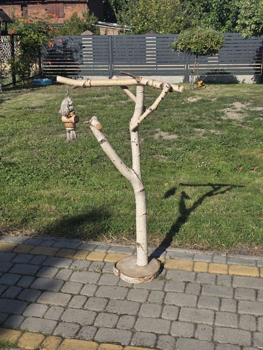 Stojak, plac zabaw dla ptaków (papug)