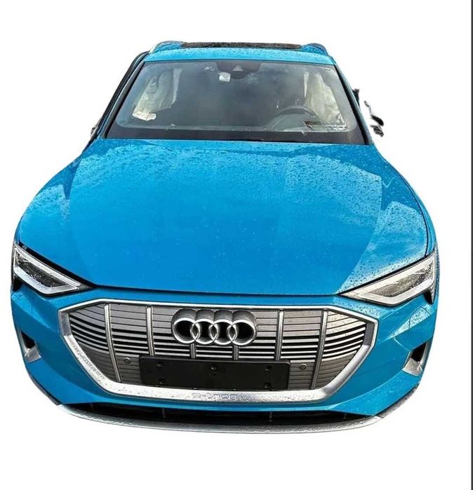 Audi e-tron бампер передний 4KE807437