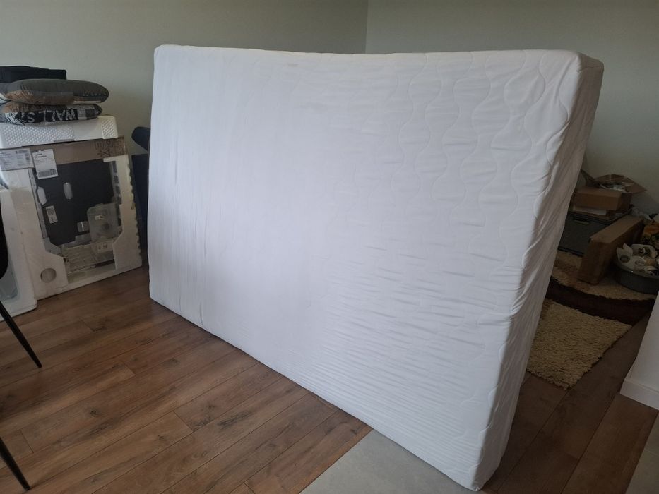 Materac piankowy 140x200