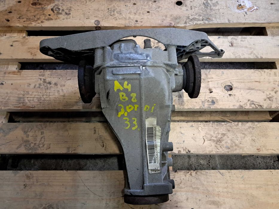 AUDI A4 B8 A5 8T JKS dyfer dyferencjał tylny most napędowy łapa uchwyt
