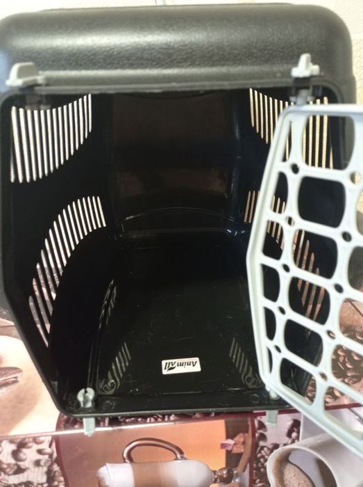 Переноска для котів/невеликих собак