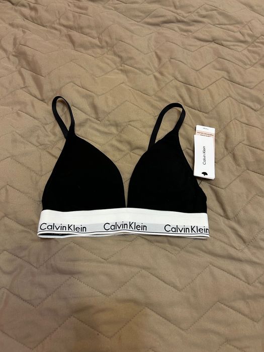 Топ Calvin Klein