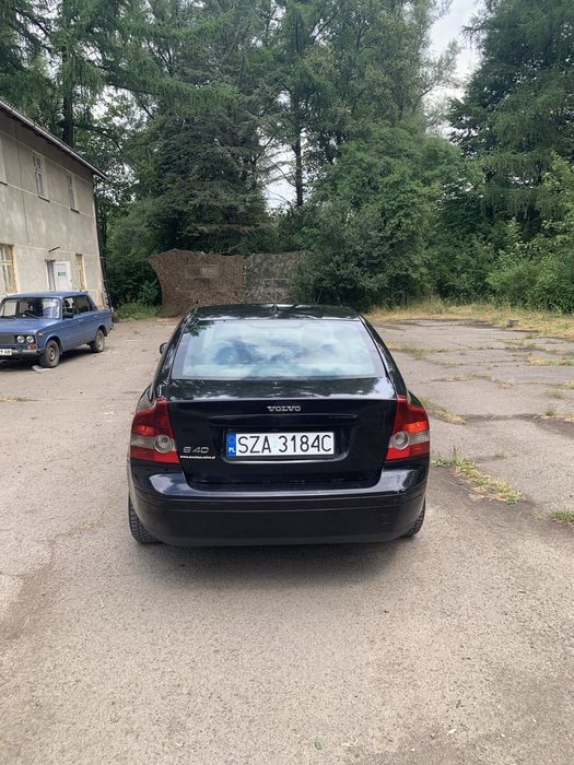 VOLVO S40 для військових