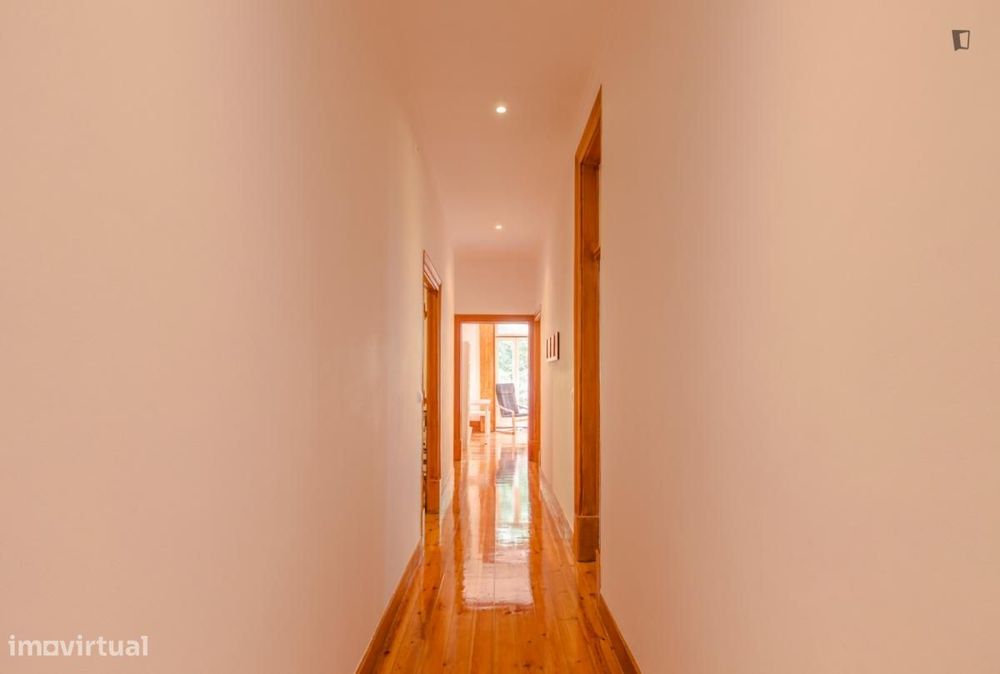 Quarto - localizado em Avenida da Liberdade Lisbon