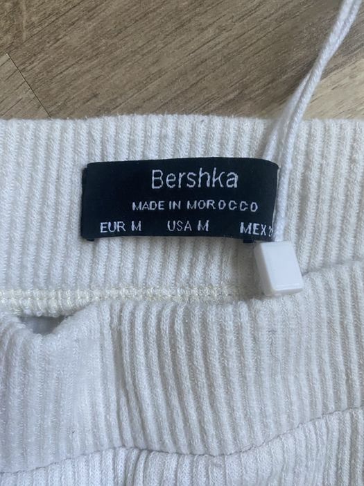 Штани жіночі кльош bershka
