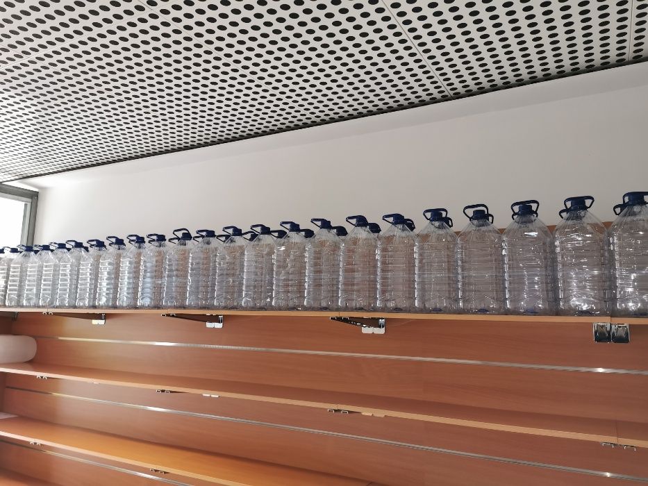 Garrafões Plástico 5L e 6L