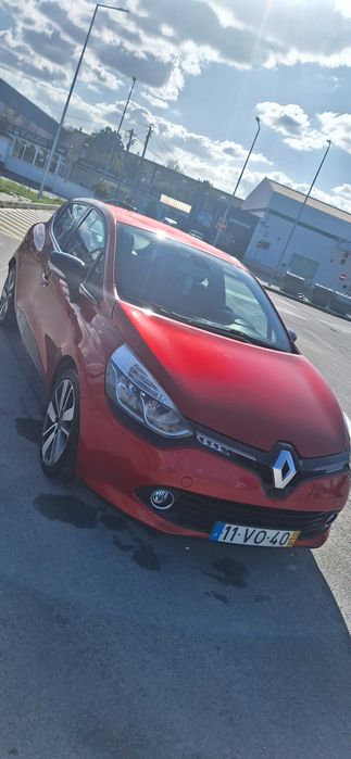 RENAULT CLIO versão 1.5 Diesel 90cv – Poucos Kms