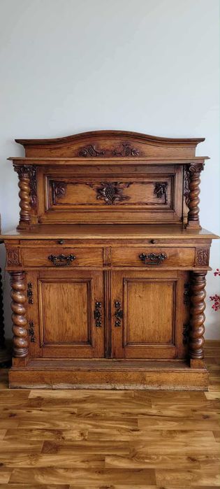 antyki przedwojenne,lite drewno