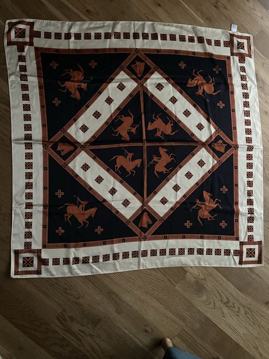 Apaszka chustka jedwabna jedwab 85x85 cm konie