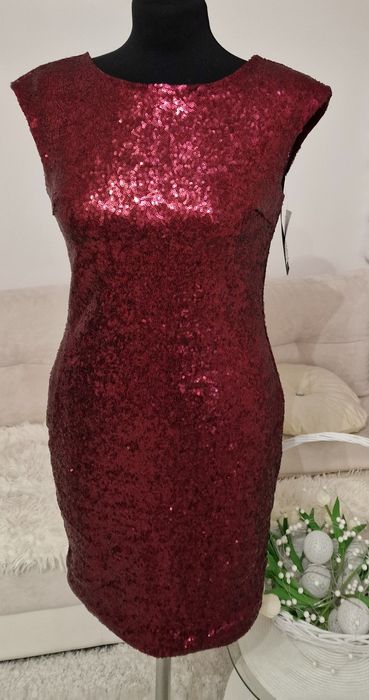 Sukienka bordo,cekiny.