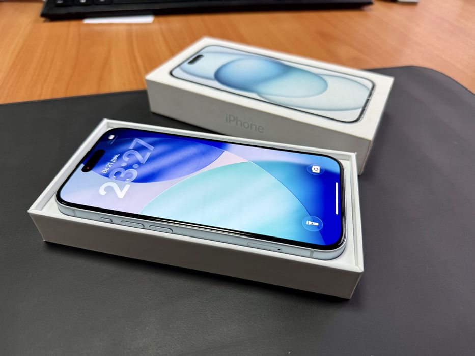 Подарунок найкращий IPhone 15 256GB