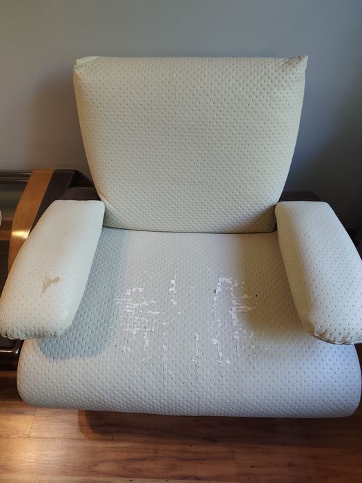 Komplet wypoczynkowy fotele stolik i sofa beż ekoskora