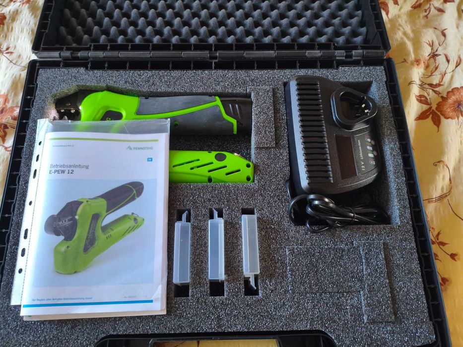 Elektromechaniczne szczypce zagniatające E-PEW 12