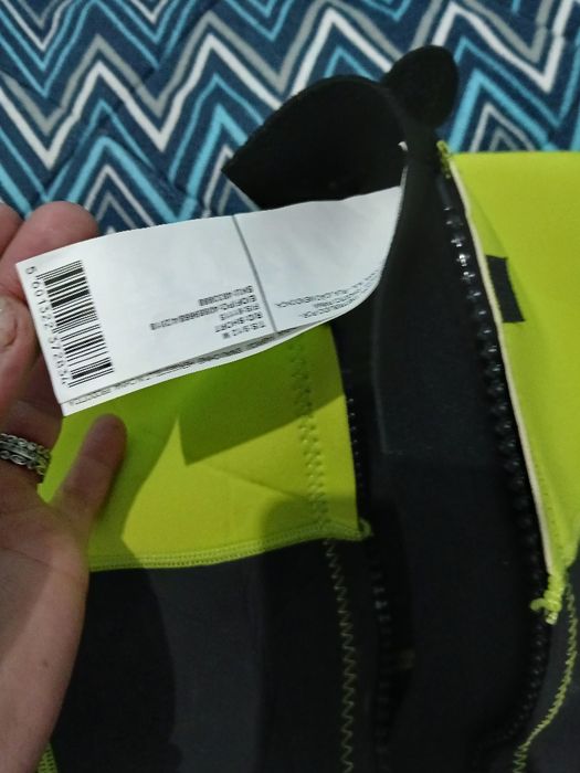 Fato surf/mergulho novo