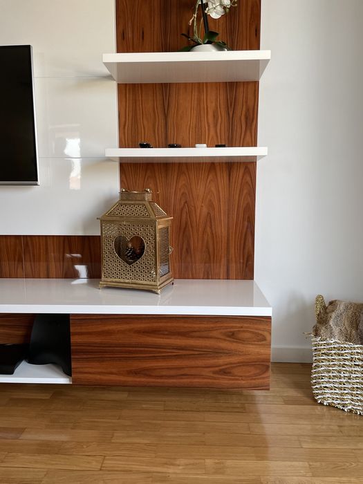 Móveis Sala Estar Lacada Alto Brilho Branco e Pau Ferro