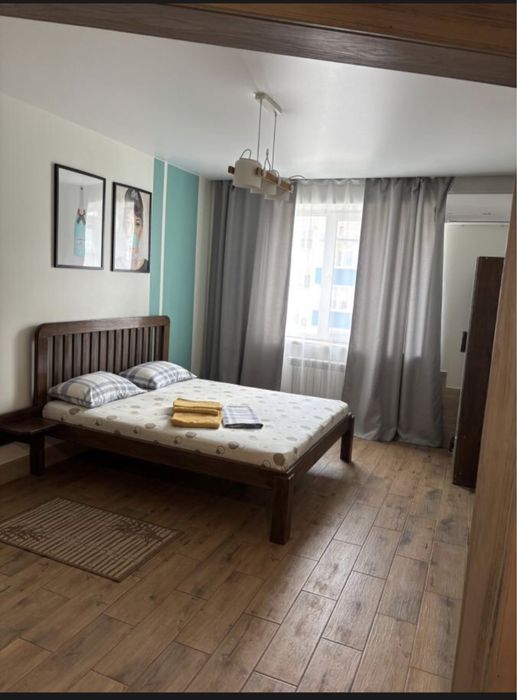 Потижнево помісячно квартра  в центрі