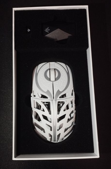 WLmouse Strider Magnesium Mouse 8k