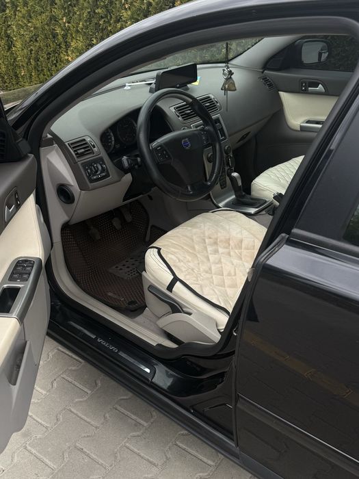Продається Volvo v50