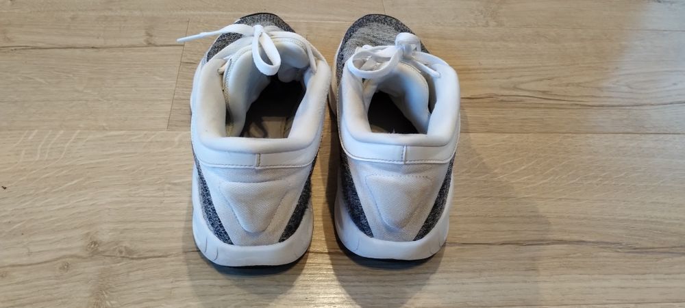 Buty sportowe Nike 44,5