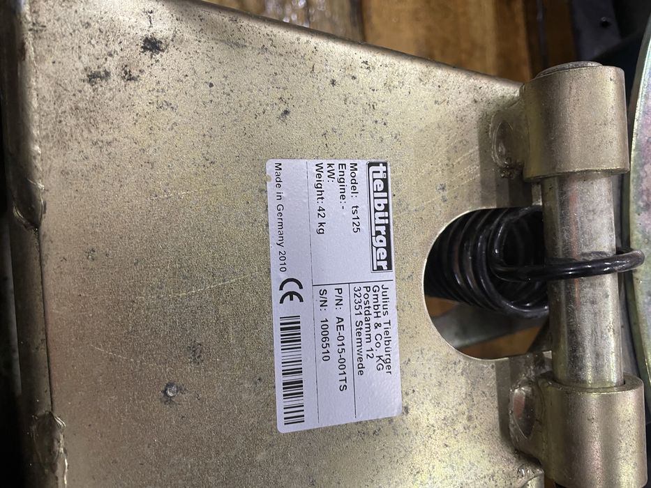 Traktorek Kosiarka Husqvarna YTH 22 plug Tielburger