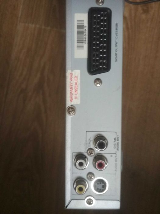 продам смарт телевизор JVC LT-43MU508 и сди BBK с караоке