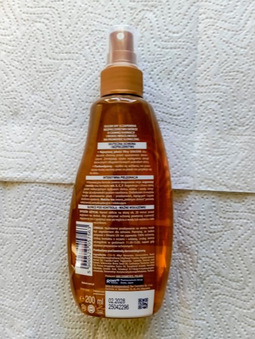 Dax Sun relaksujący olejek do opalania z herbatą matcha spf 15 200 ml.